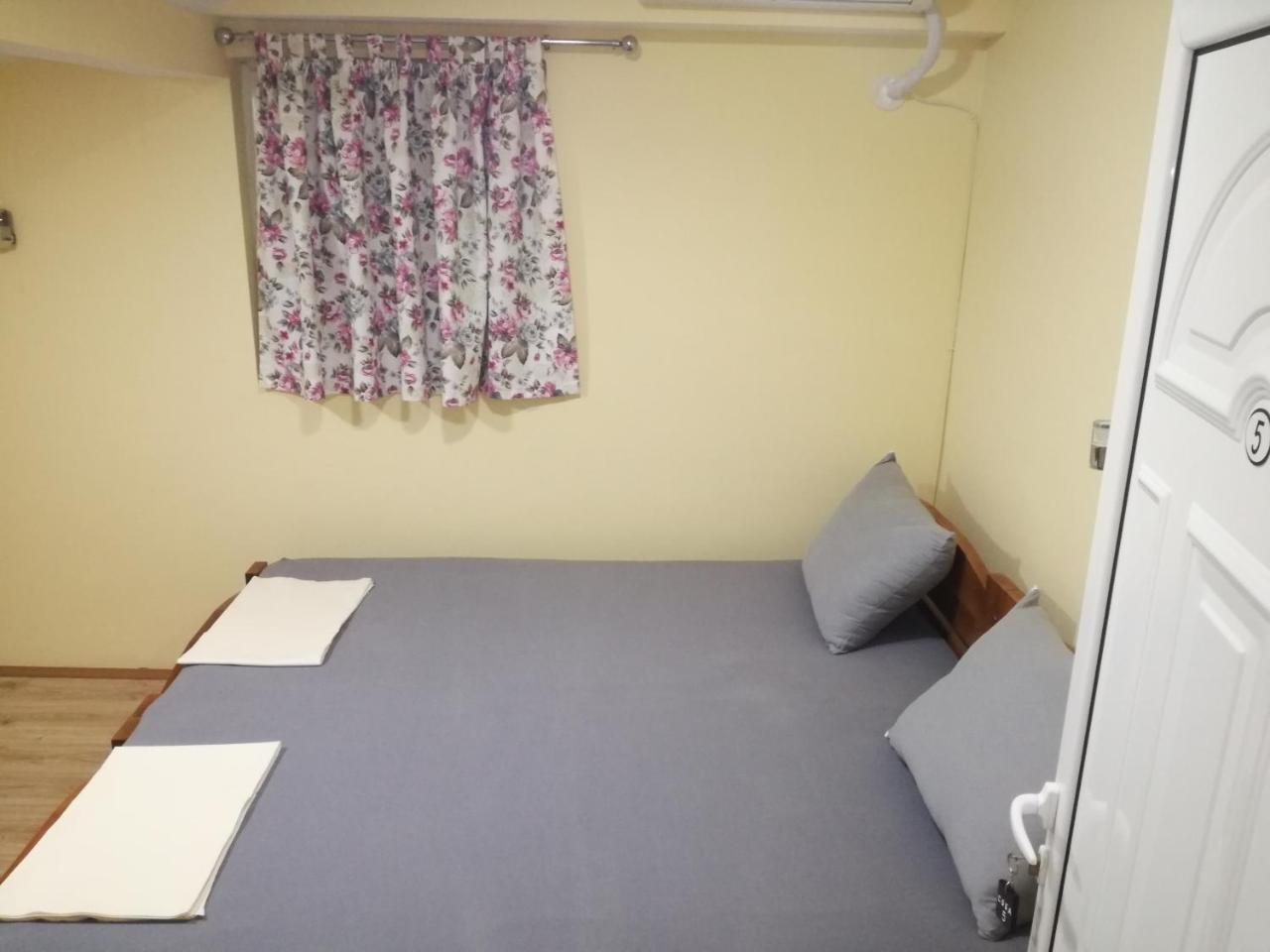 Hostel „Ж" Gradsko Esterno foto
